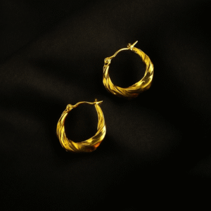 GOLDEN GLAM earrings