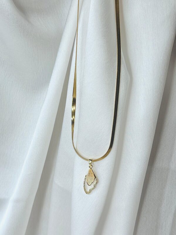 Teardrop Stone pendant - Image 2