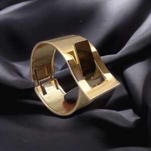 ✨ Regal Bold Cuff Bracelet