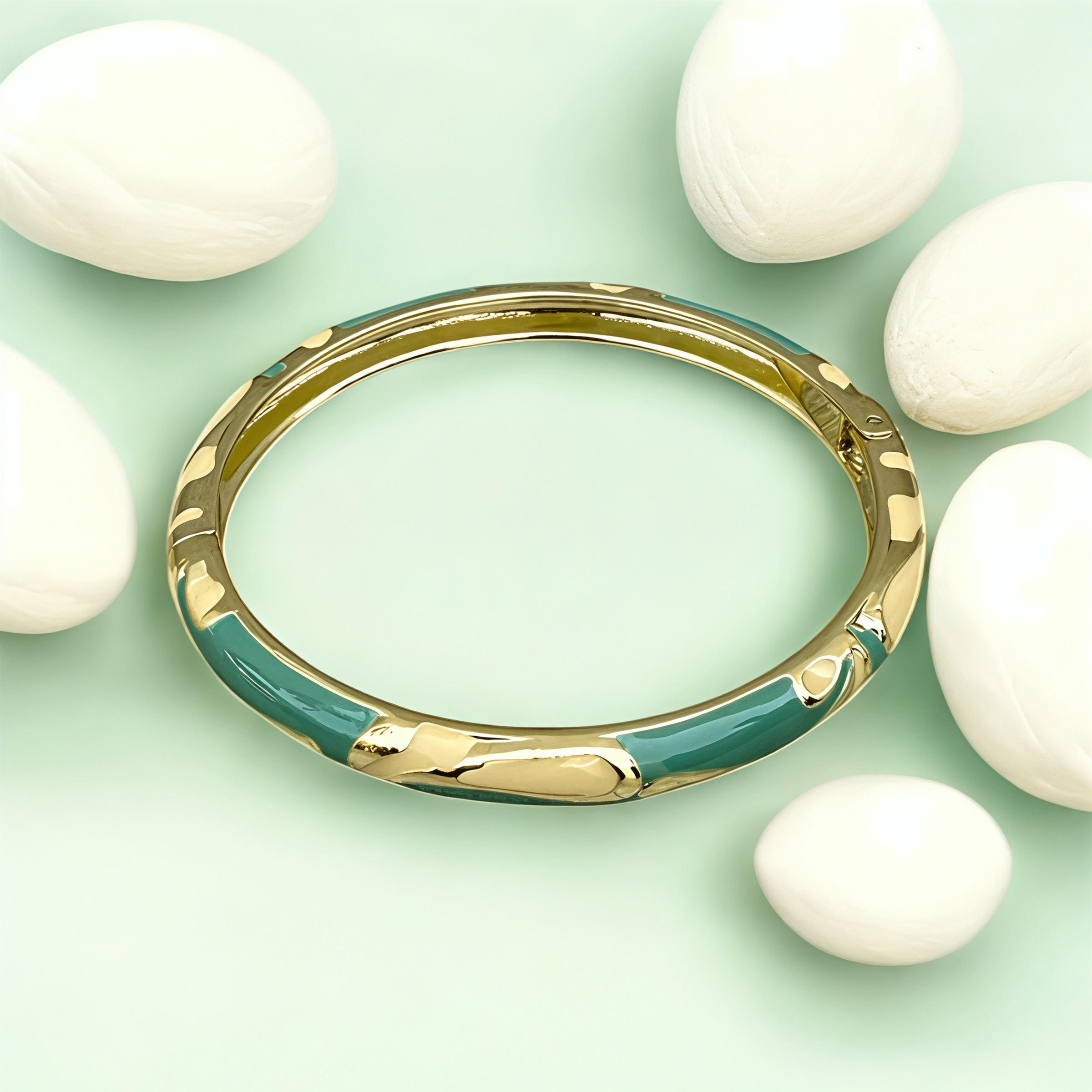 💎 Aqua Grace Enamel Bangle